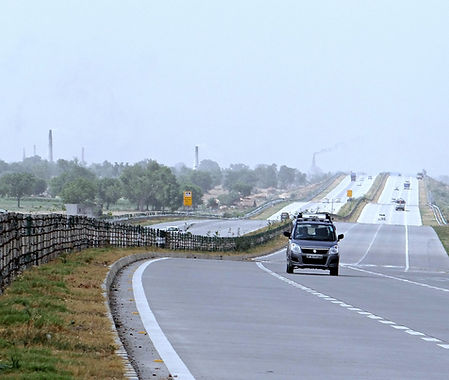 yamuna-expressway-385360_1280.jpg